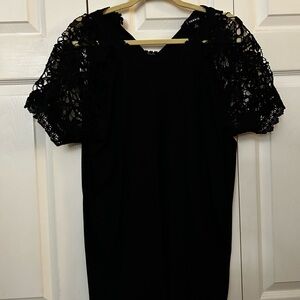 Elegant Black Lace Sleeve Top Torrid 2x